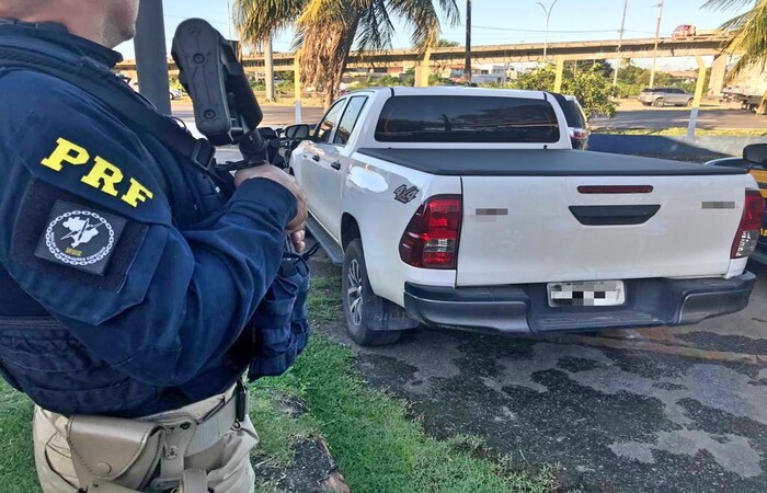 Caminhonete E Carro Levados De Locadoras S O Recuperados No Curado