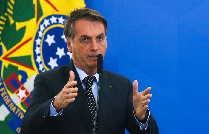 Randolfe Protocola Requerimento Para Convocar Bolsonaro A Depor Na Cpi