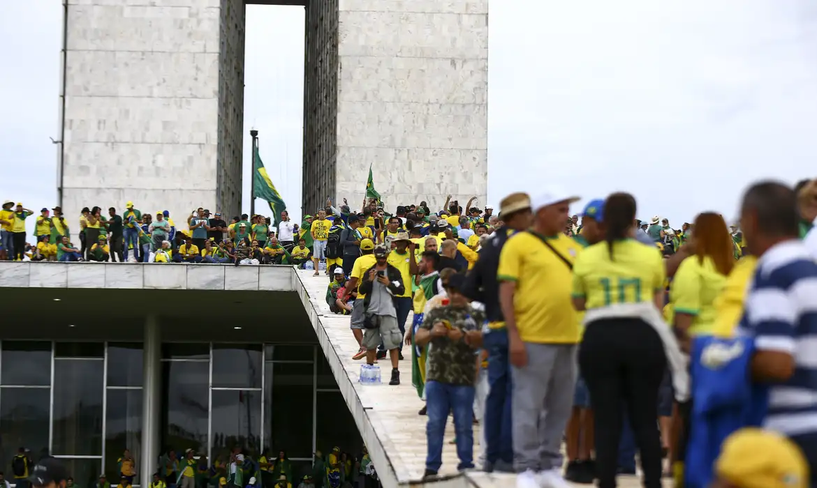 Operação Lesa Pátria PF cumpre mandados de prisão preventiva