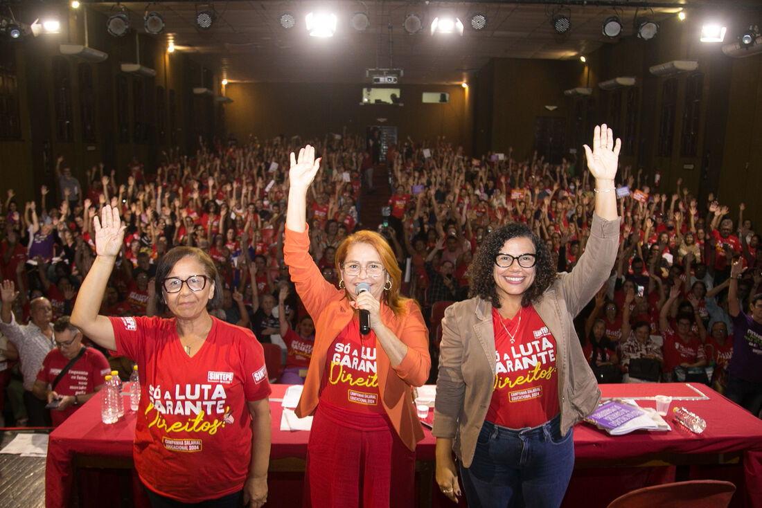 Sindicato Dos Professores Estaduais E Governo Do Estado Fecham Acordo