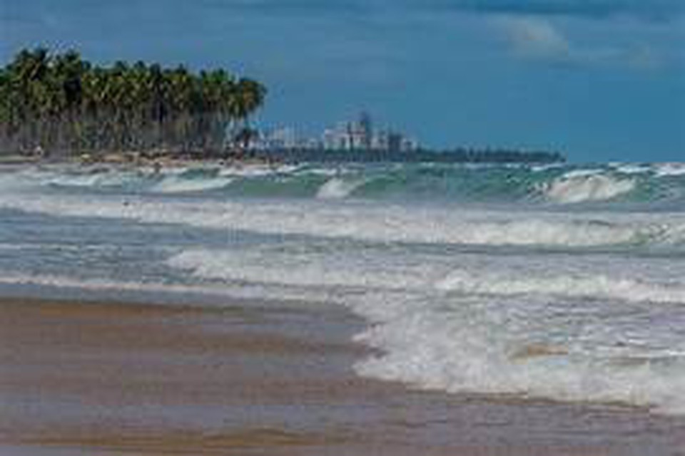 Praia do Paiva fica no Cabo  (Foto: Arquivo)