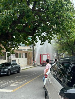 Incndio atinge apartamento em prdio residencial em Boa Viagem  (Foto: Cortesia/Boa Viagem Em Foco)