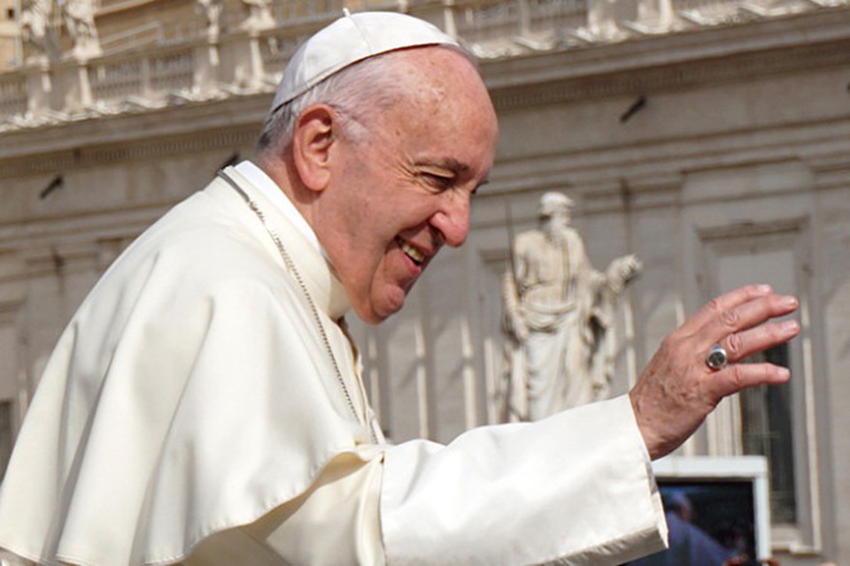 Antes de se tornar Papa, ele serviu como arcebispo de Buenos Aires e como cardeal da Igreja Catlica (Foto: Filippo Monteforte/POOL/AFP)