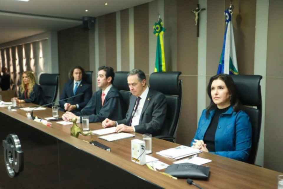 Relatrio entregue  ministra Tebet, do Oramento, traz ressalvas  (Crdito: Divulgao/TCU)