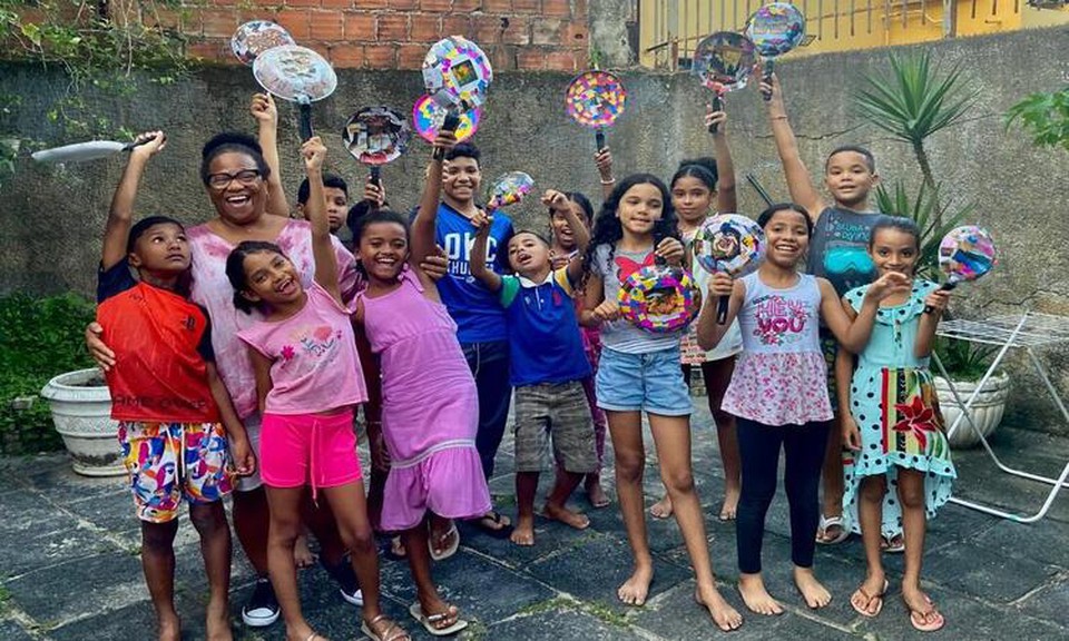 As comunidades beneficiadas so a Ocupao Tijolinho, localizada em frente ao Aeroporto (Sobre a linha de trem da RFFSA), e a Ocupao 8 de Maro, na Rua Baro de Souza Leo (Foto: Lrderis Guerra)