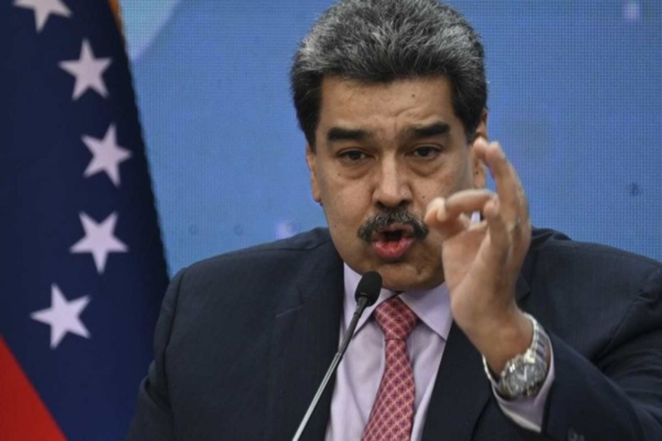 ''No Brasil, nem um nico boletim de urna  auditado'', disse Maduro (Crdito: Yuri Cortez/AFP)