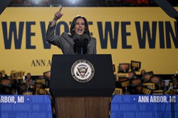 Kamala faz argumento final contra Trump a uma semana das eleies (foto: Drew ANGERER / AFP)