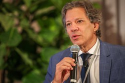 Haddad diz ser preciso repensar estratgia para fortalecer arcabouo fiscal (foto: Diogo Zacarias/MF)