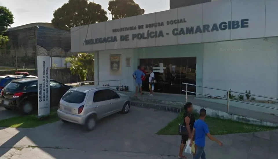 As motocicletas foram furtadas nas dependncias da Delegacia de Camaragibe, no Grande Recife   (Foto: Arquivo )