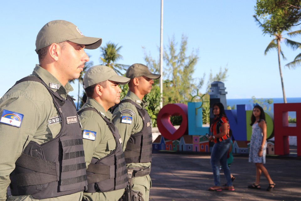 a proposta, o valor do soldo inicial para a base da carreira (soldados da faixa ''A'') passar j em junho de R$ 3.419,88 para R$ 4.406,41 (Foto: Divulgao)