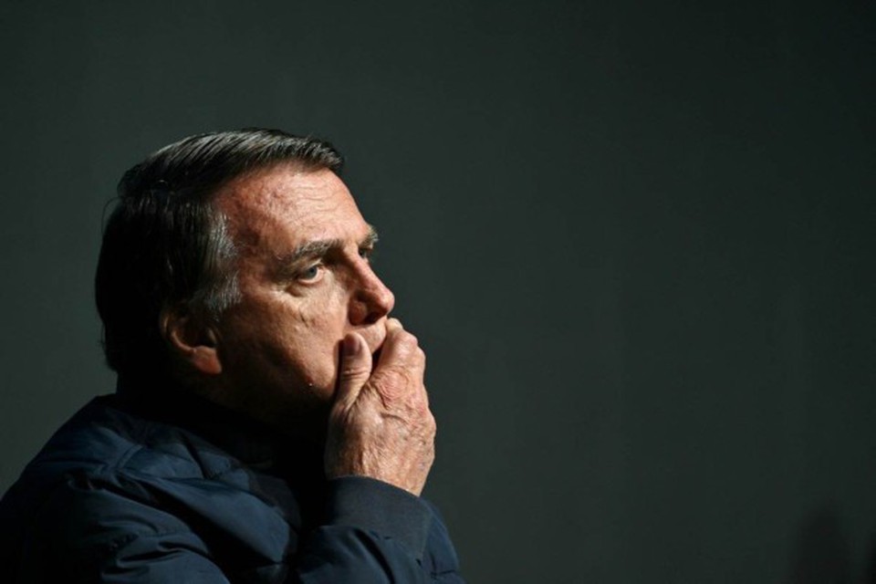 Para especialistas, projeto pode beneficiar o ex-presidente Bolsonaro (foto: Evaristo S / AFP)