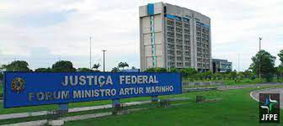 Prdio da Justia federal fica no Recife  (Foto: Arquivo)