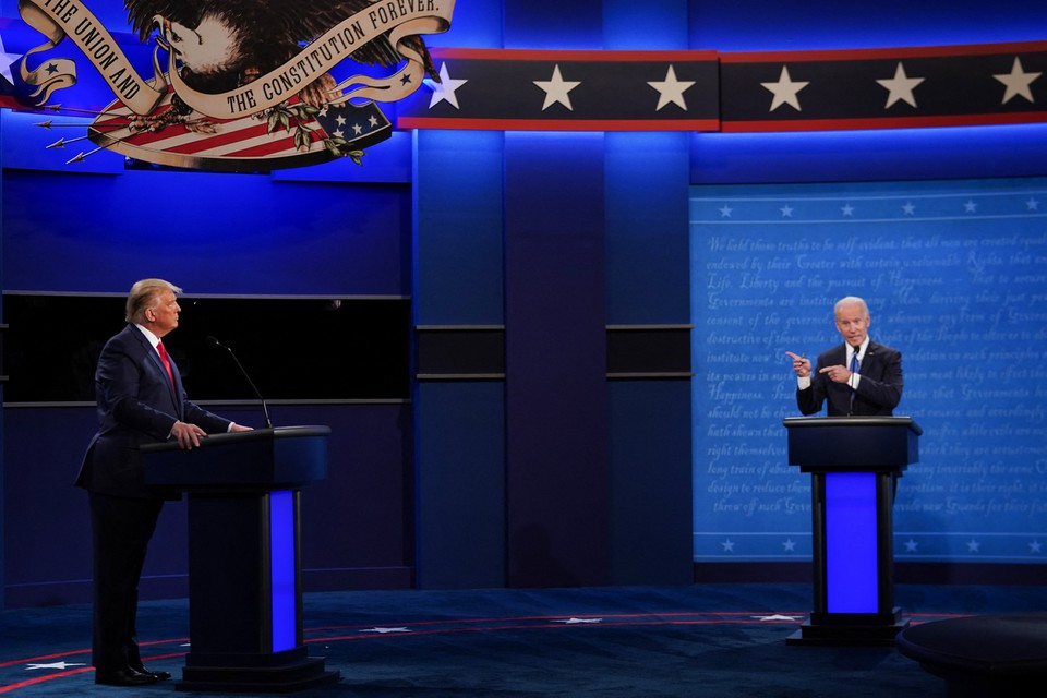 Donald Trump ( esquerda) e Joe Biden ( direita) (foto: Brendan Smialowski / AFP)