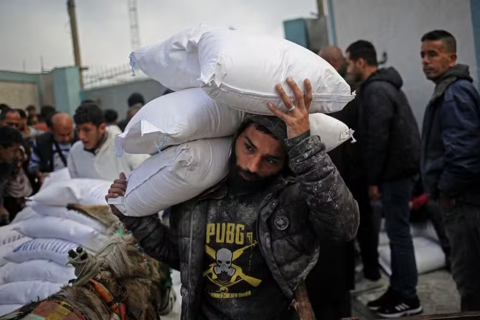 Alm das mortes, dezenas de pessoas ficaram feridas (foto: AFP)