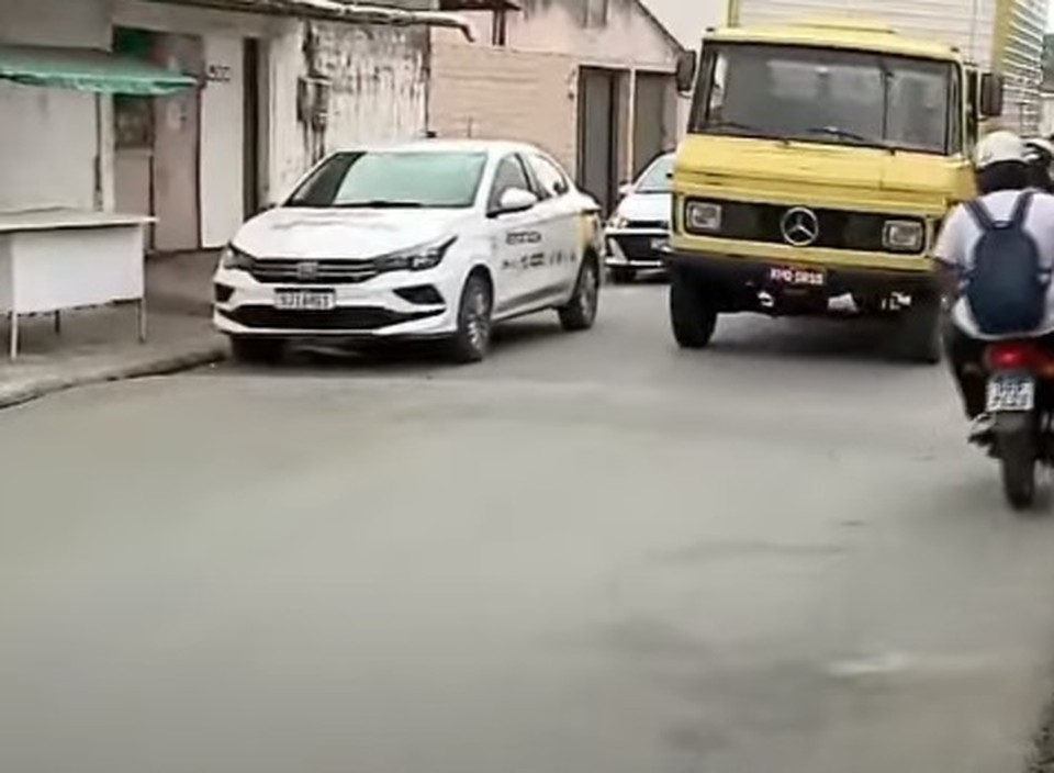 Rua fica no Ibura, na Zona Sul  (Fotio: Reproduo)