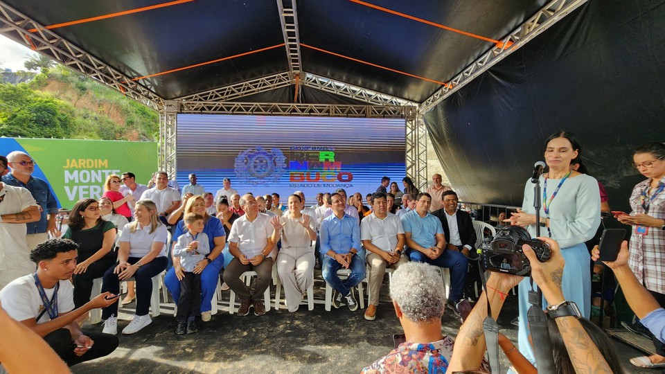 A ao vai levar ao local atendimentos prestados pela Casa do Trabalhador e pelo Espao Bora Empreender, alm de pr-inscrio em cursos do programa Qualifica PE (Foto: Divulgao)