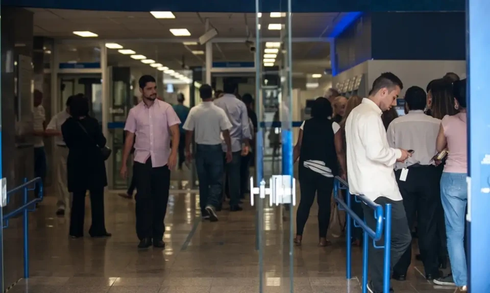 Deciso ocorre aps mais uma rodada de negociaes frustradas com a Fenaban (foto: Arquivo/Agncia Brasil)