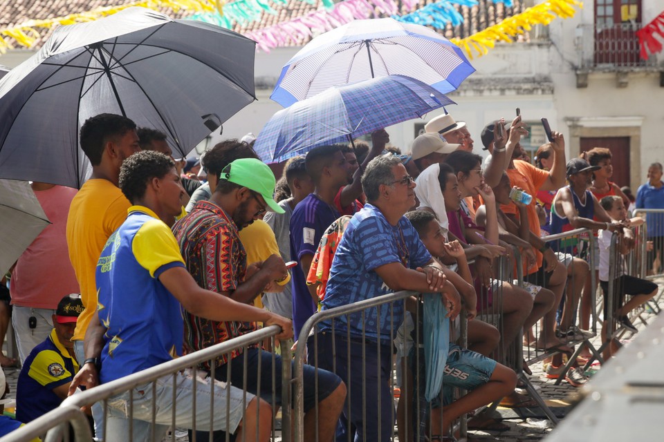 No total, 52 integrantes de diferentes linguagens culturais com ligao  Cultura Popular participaram da Comisso Julgadora (Foto: Rafael Vieira/DP )