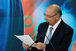 Alckmin defende horrio de vero: "Ajuda a poupar mais" (foto: Cadu Gomes/VPR)