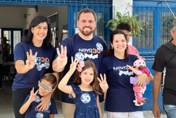 Candidato Tcio Telles (NOVO) e sua famlia