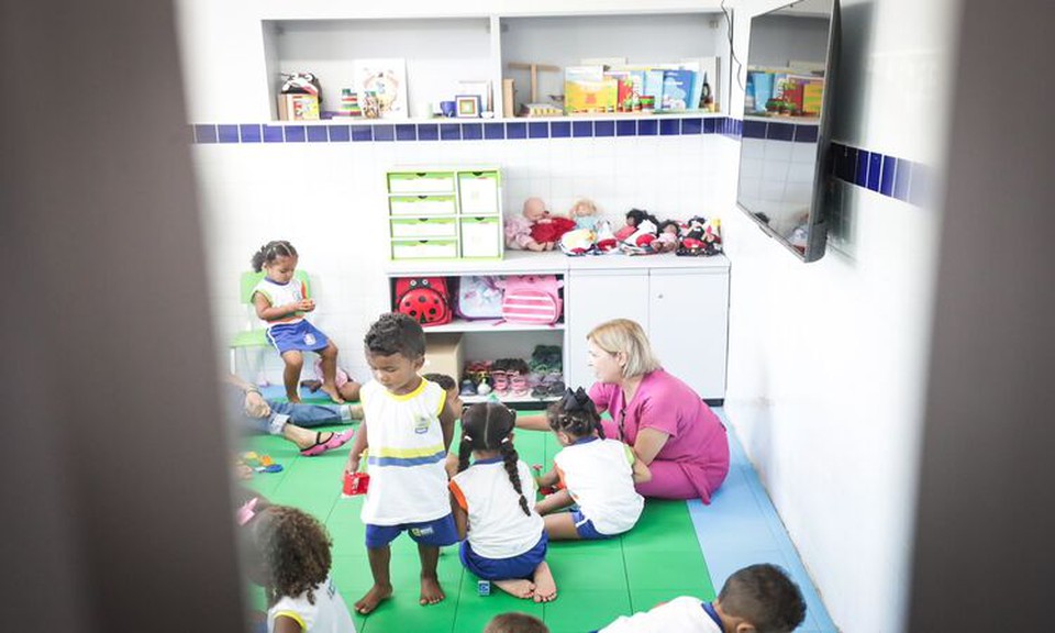 A Creche Escola Municipal da Imbiribeira, na Zona Sul, estava entre os compromissos assumidos pela gesto municipal,  poca
 (Foto: Rodolfo Loepert/PCR)