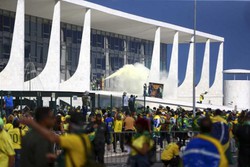 PF aponta graves omisses do GSI na proteo do Planalto no 8/1 e mira generais (PF apontou falta de coordenao no fluxo de informaes dentro do prprio GSI - (crdito: Marcelo Camargo/Agncia Brasil)
)