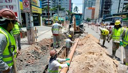 Obra de esgotamento sanitrio interdita duas ruas na Zona Sul do Recife (Foto: Divulgao)