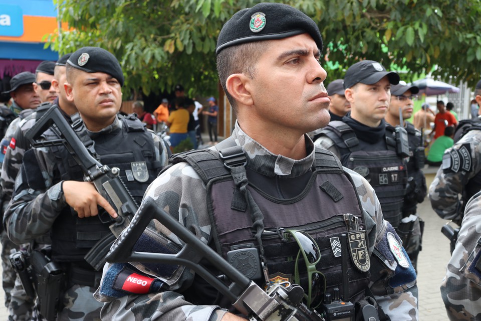 Nesta operao atuaram 695 homens e mulheres (Foto: Divulgao/SDS)