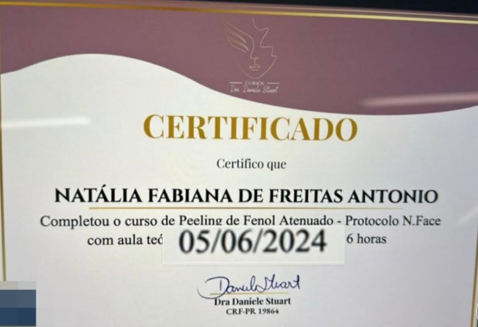 Certificado do curso de peeling de fenol de Natalia Becker (Crdito: Reproduo / TV Globo)