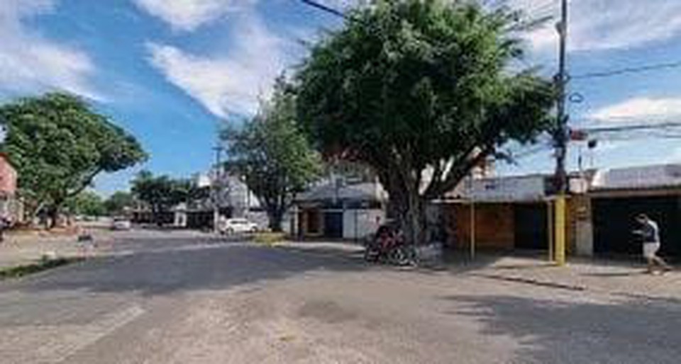 A rua Tenente Felipe Bandeira de Melo, em Areias, na Zona Oeste do Recife,, ser uma das vias interditadas nesta segunda (8) (Foto: Arquivo )