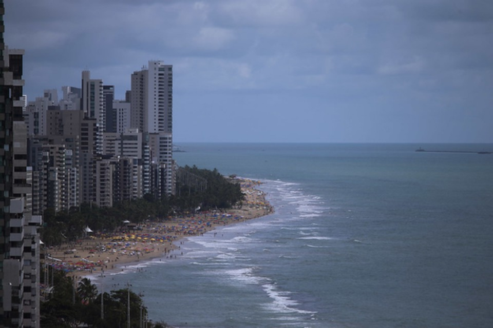 As altas temperaturas e o ar seco retornaram ao Brasil nessa quarta (28) (Crdito: Roberto Castro/MTur)