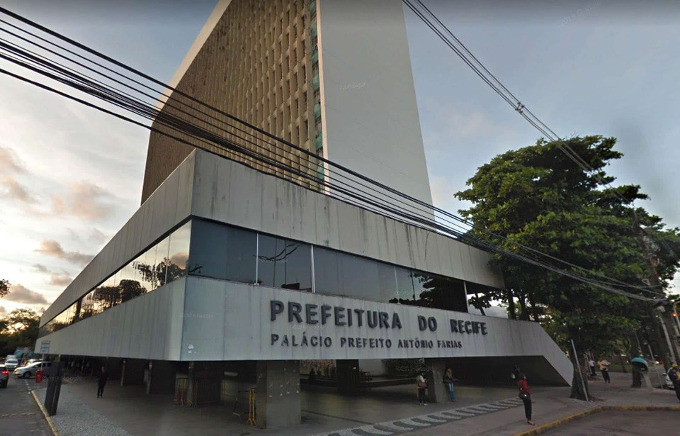 Sede da Prefeitura do Recife, na rea Central da capital  (Foto: Arquivo )
