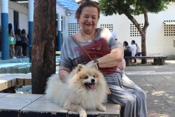 Pais levam filhos para votar no Recife (Foto: Priscilla Melo/DP Foto)