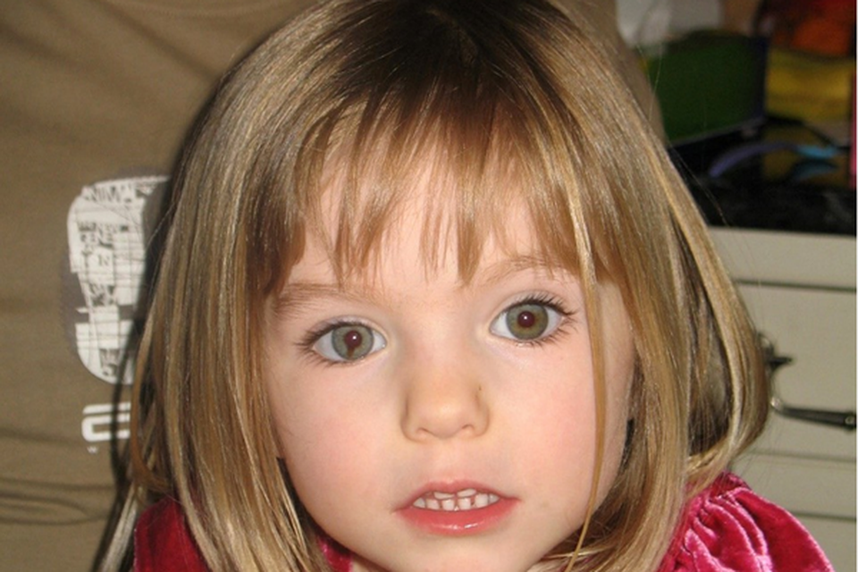 Uma fotografia sem data divulgada pela Polcia Metropolitana de Londres em 3 de junho de 2020, mostra Madeleine McCann desaparecida na Praia da Luz, Portugal, em 3 de maio de 2007.  ((Foto: Handout/METROPOLITAN POLICE/AFP)

)