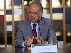 Defesa entra na mira do pacote de cortes de gastos do governo (Antonio Cruz/Agncia Brasil)