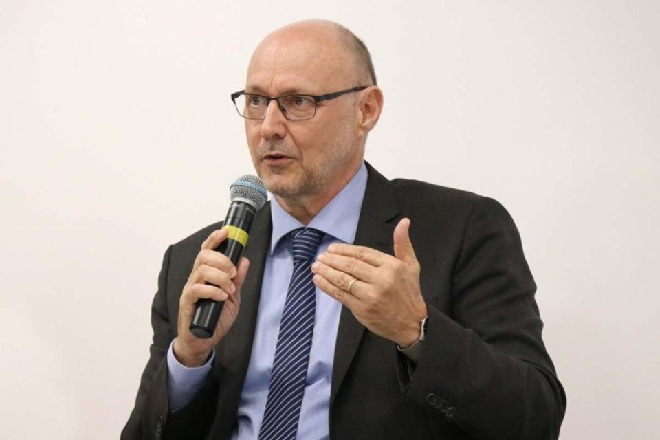 O diretor da Abin, Luiz Fernando Corra: PF indicou que integrantes da cpula dificultaram apuraes (crdito: Leonor Calasans/IEA-USP)