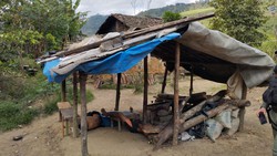 Homens que estavam em cabana perto de rodovia so mortos a tiros (Foto: Reproduo/Whatsapp)