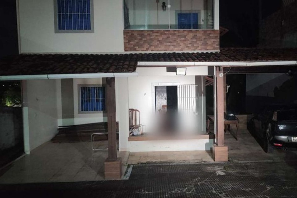 Feminicdio foi registrado dentro de casa em Enseada dos Corais (Reproduo/Polcia Civil)