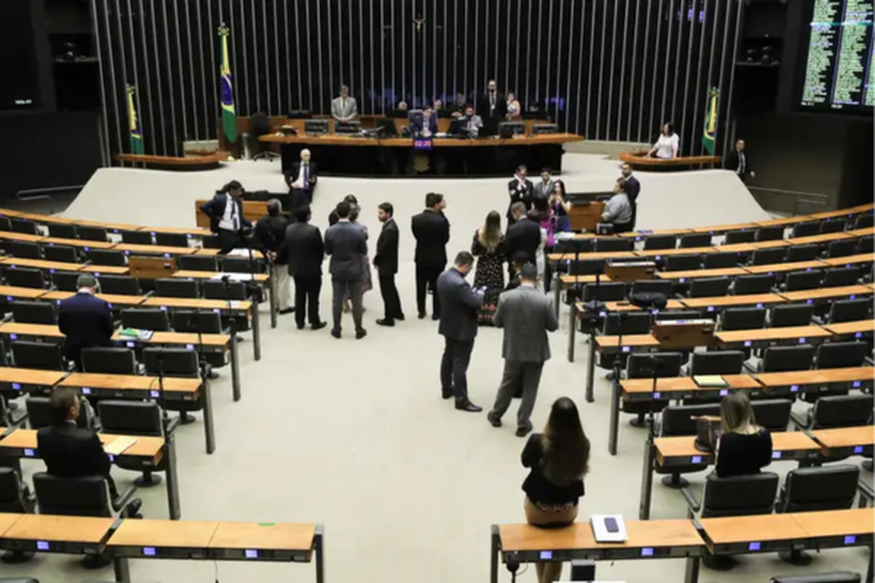 Sesso da Cmara dos Deputados para concluso da votao do projeto de lei  (Crditos: Lula Marques/ Agncia Brasil)