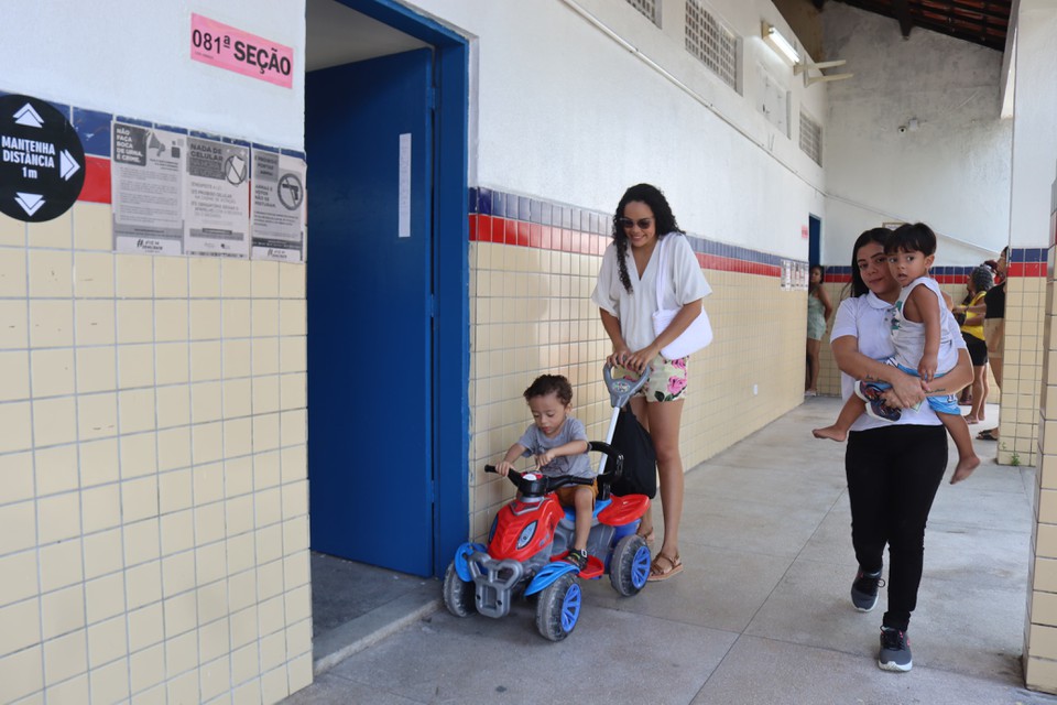 Debora levou o filho, Ethan (Foto: Priscilla Melo/DP Foto)