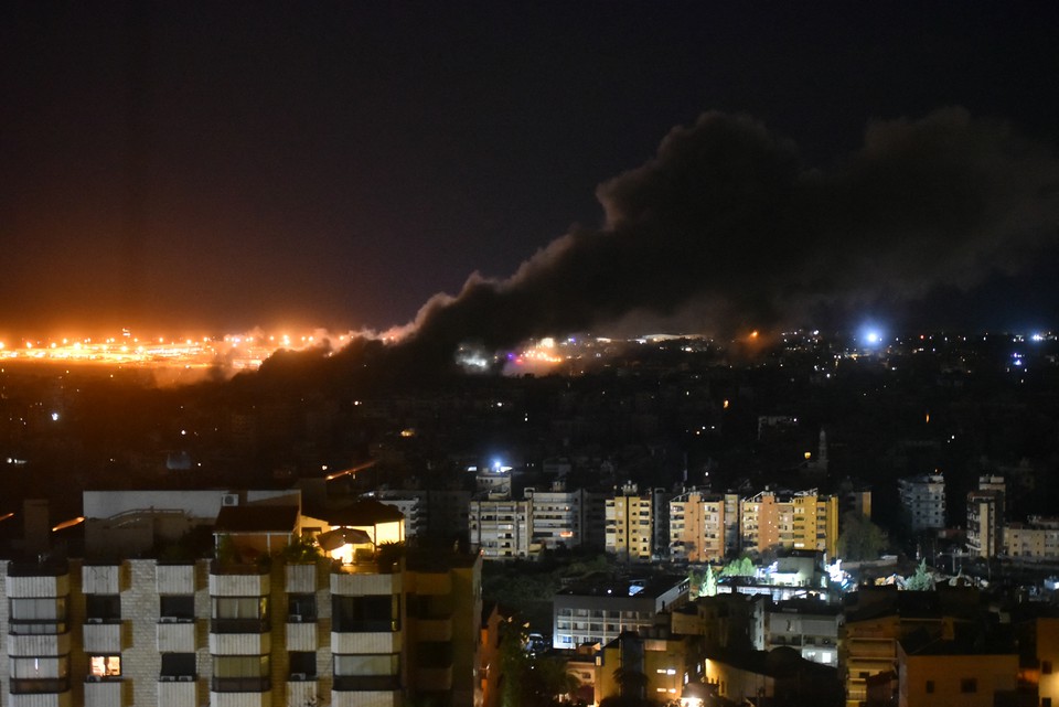 Horas antes, os Estados Unidos haviam anunciado operaes terrestres "limitadas" de Israel contra o Hezbollah no Lbano (foto: Fadel ITANI / AFP)