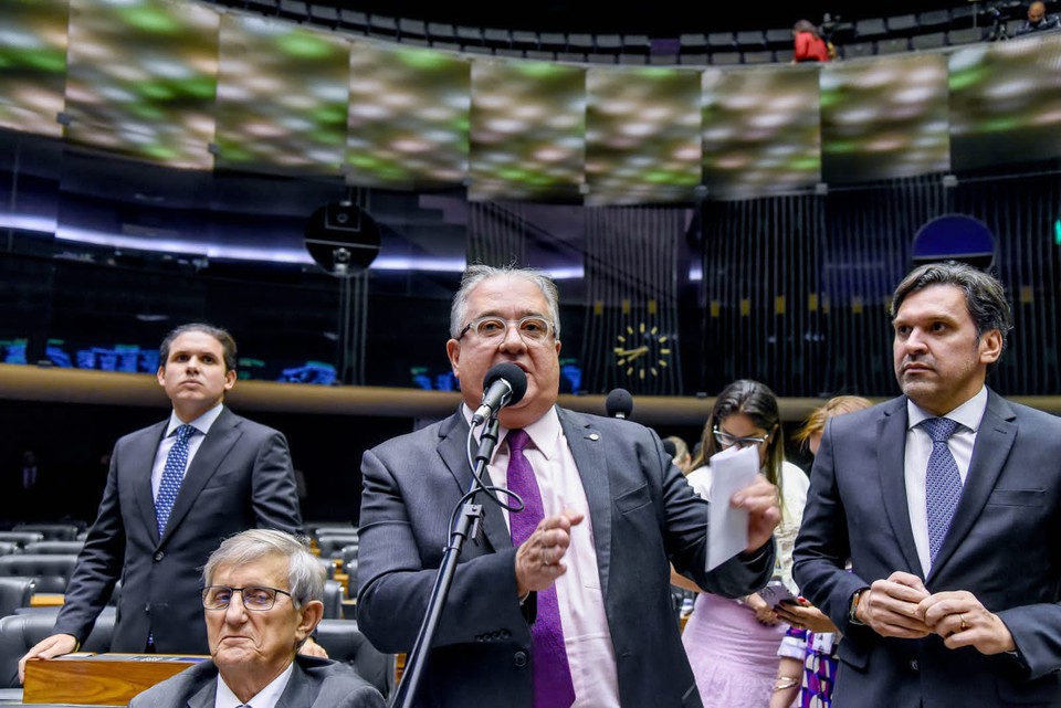 Augusto Coutinho fez emenda para garantir Arco Metropolitgano na LDO  (Foto: Divulgao)