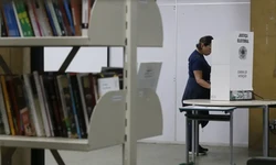 Domingo de eleies: em todo o pas, trs candidatos so conduzidos a delegacias (Foto: Paulo Pinto/Agncia Brasil)