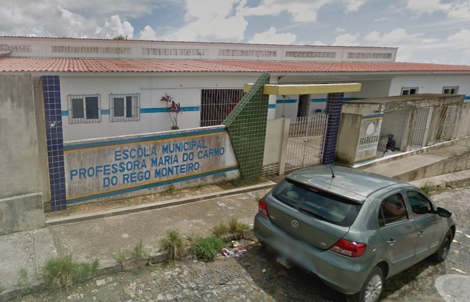 Escola em Igarassu ser alvo de sindicncia  (Foto: Reproduo/Street View)