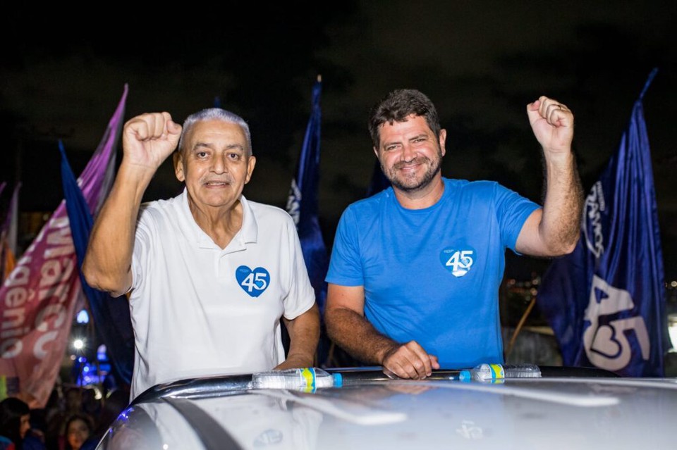 Severino Ramos (PSDB) e Felipe Andrade (PSD), prefeito e vice eleitos de Paulista (Fabiano Alves/Divulgao)