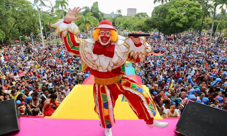 Apresentao, que j  tradio no centro do Recife, comea s 15h com diverso para toda famlia  (Foto: Ivaldo Bezerra)