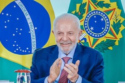 Janja e ministros parabenizam o presidente Lula pelos 79 anos (Foto: Ricardo Stuckert/PR)