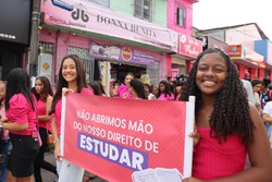  Caminhada marca Dia Internacional da Menina  (Foto: Rafael Negro/Cortesia )