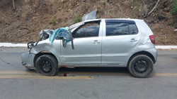 Dois motoristas morrem aps coliso frontal na BR-408, em Timbaba (Divulgao/PRF)