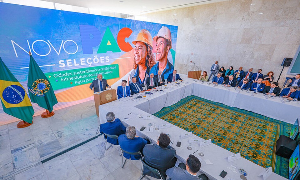 As obras beneficiaro 26 municpios pernambucanos nas reas de Abastecimento de gua, Esgotamento Sanitrio e Mobilidade Urbana e Drenagem, (Foto: Ricardo Stuckert)